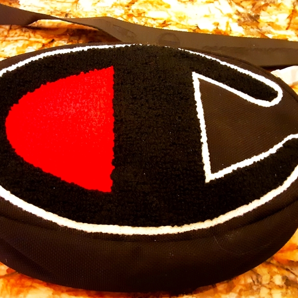 BNWT CHAMPION UNISEX PRIME WAIST PACK / BUM BAG - Picture 3 of 6